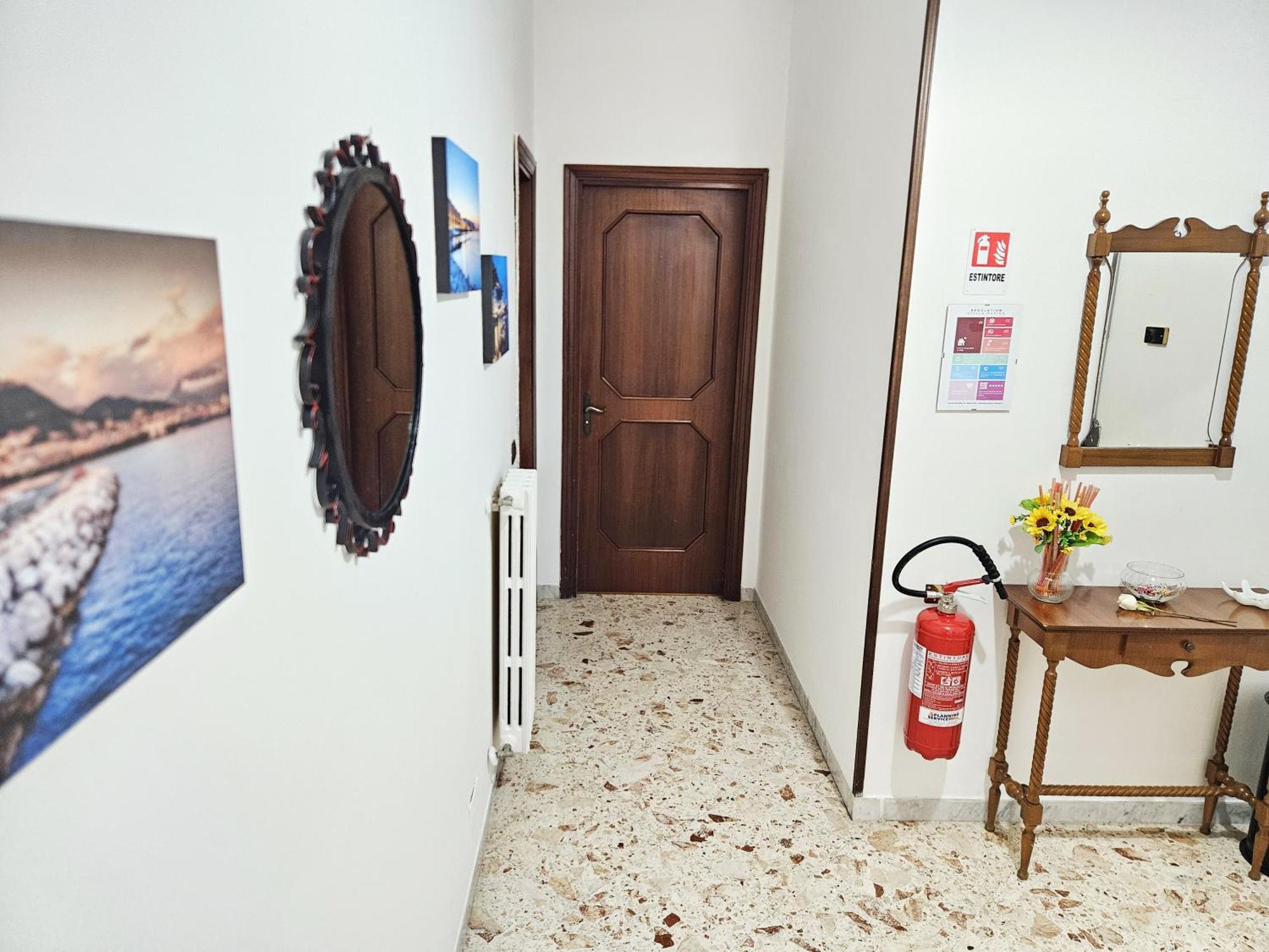 Stella Marina Apartment Salerno Exterior photo